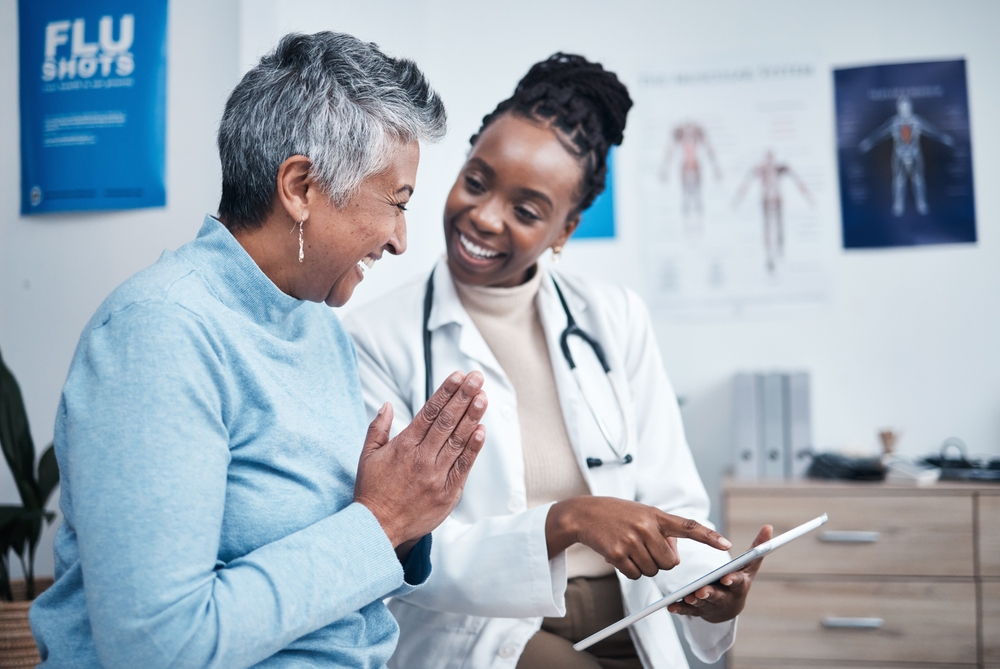 provider talking to patient.